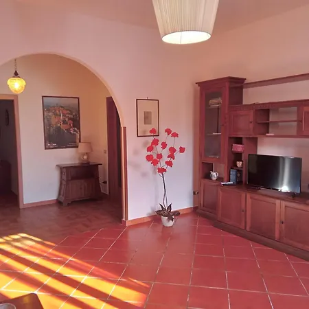 Casa Gatta Rossa Orange Cat House Apartment