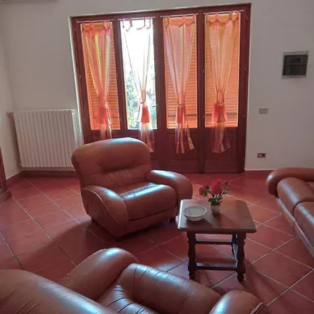 Casa Gatta Rossa Orange Cat House Apartment Pescia